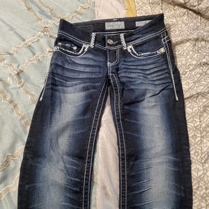 Buckle jeans